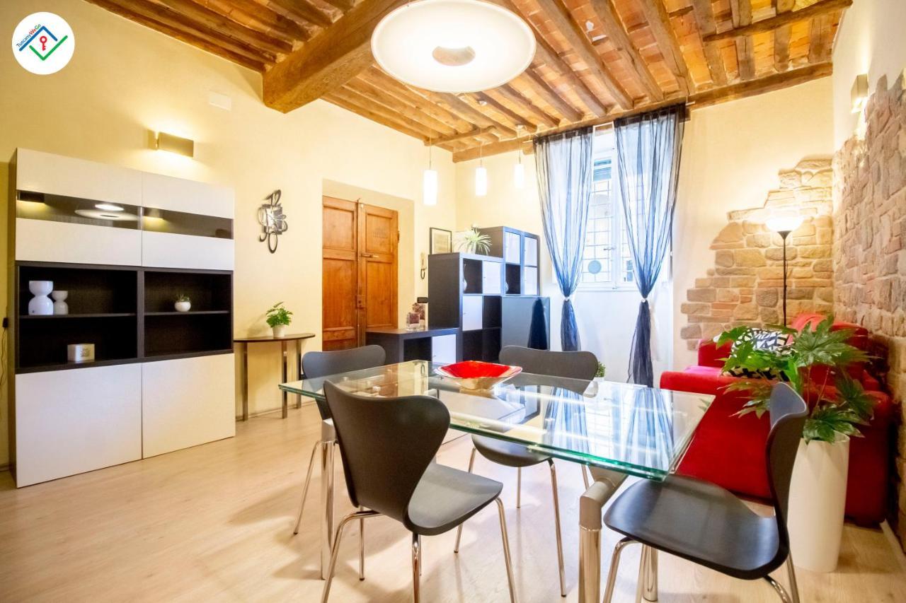 Antica Piazza Apartment By Tuscanywego Lucques Extérieur photo
