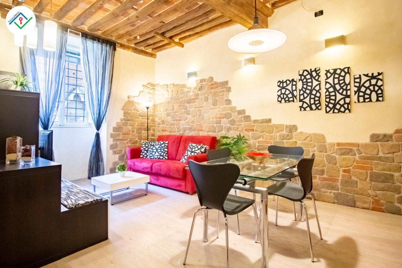 Antica Piazza Apartment By Tuscanywego Lucques Extérieur photo