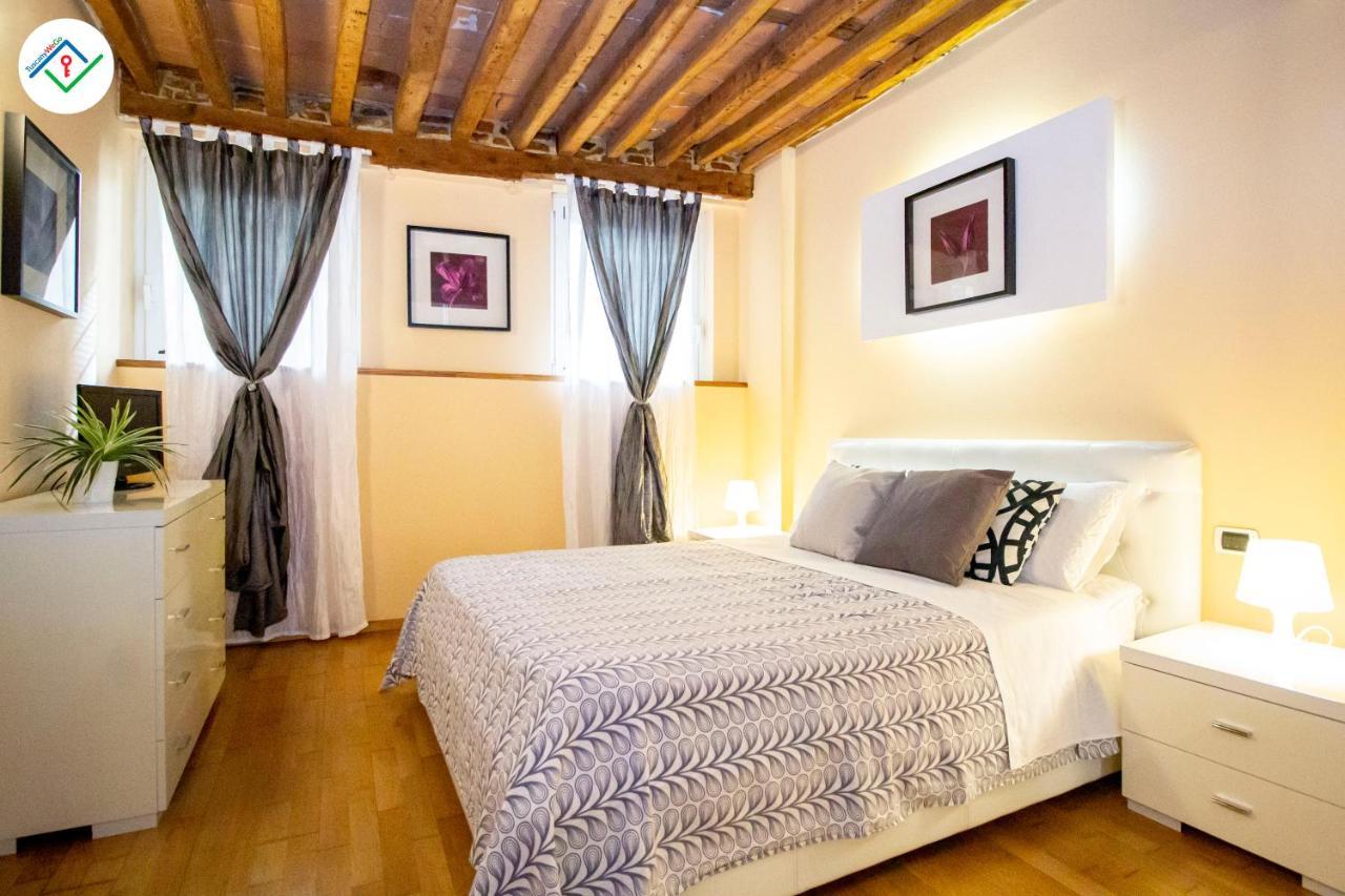 Antica Piazza Apartment By Tuscanywego Lucques Extérieur photo